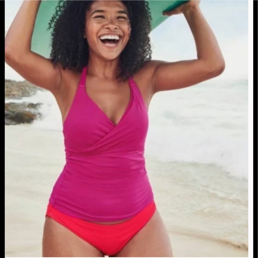 NWT Athleta Bra Cup Wrap Tankini Top Clematis Pink Fuschia Small 32 B | C